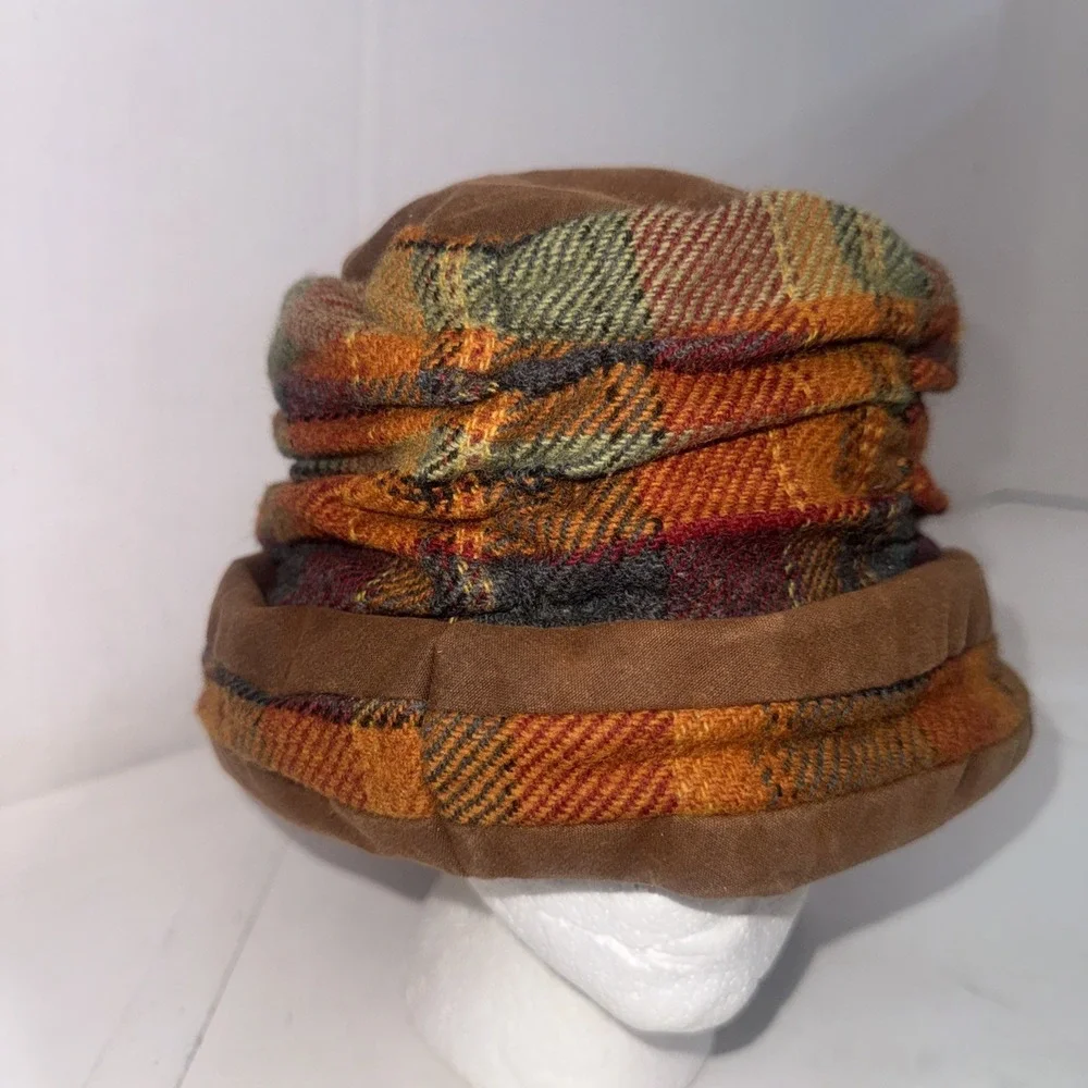 Vintage Moncrieff Specialist Silks Slouch Hat Brown Plaid Tweed Ireland